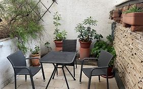 Studio Apartment Laura